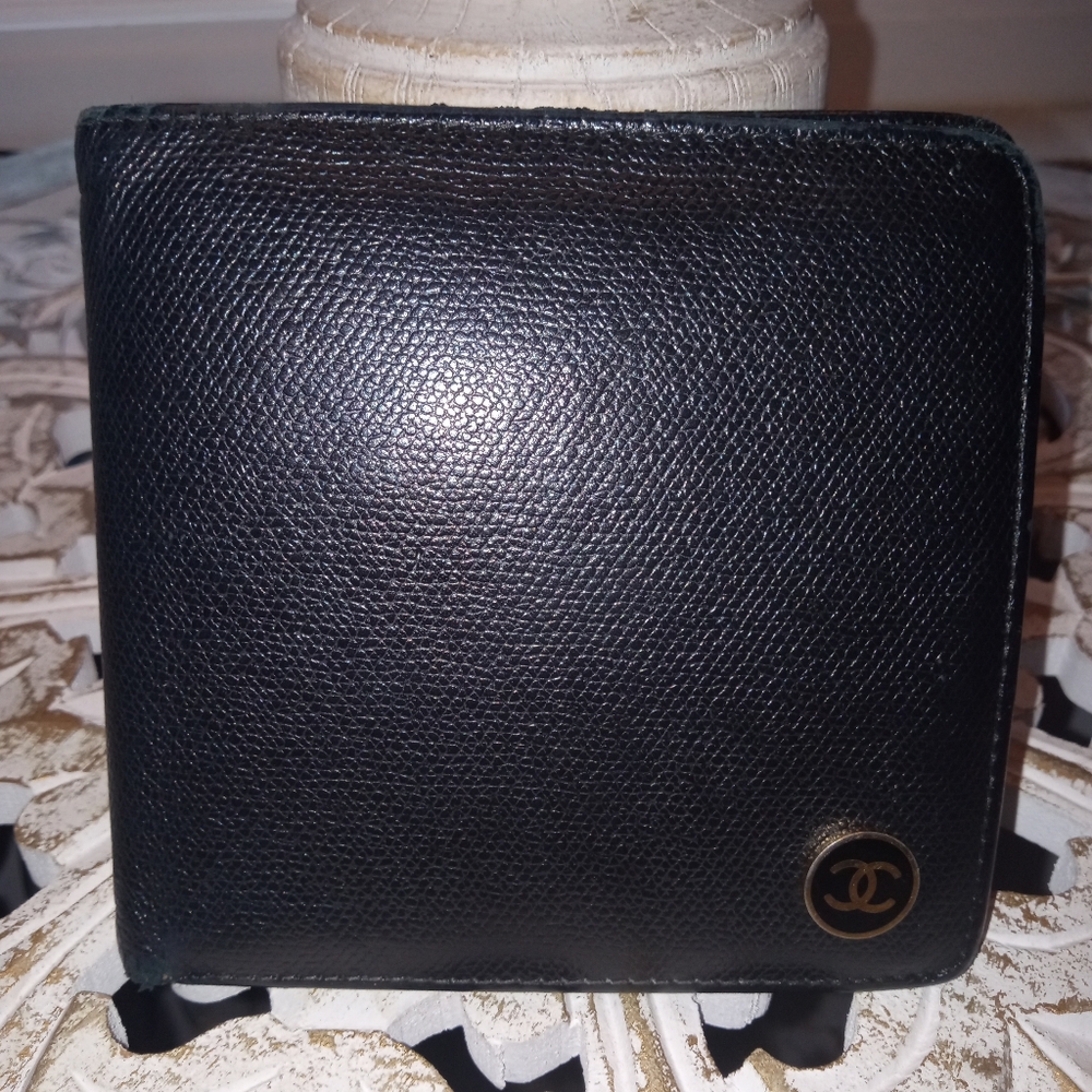 Chanel Bifold Wallet - 100% Authentic
